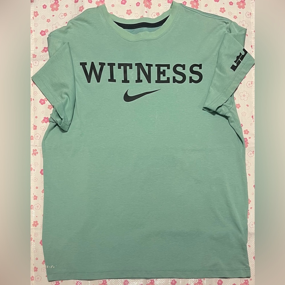 Nike Mens Witness Logo Graphic Dri-Fit T-Shirt Size Large Pale Turquoise/Green